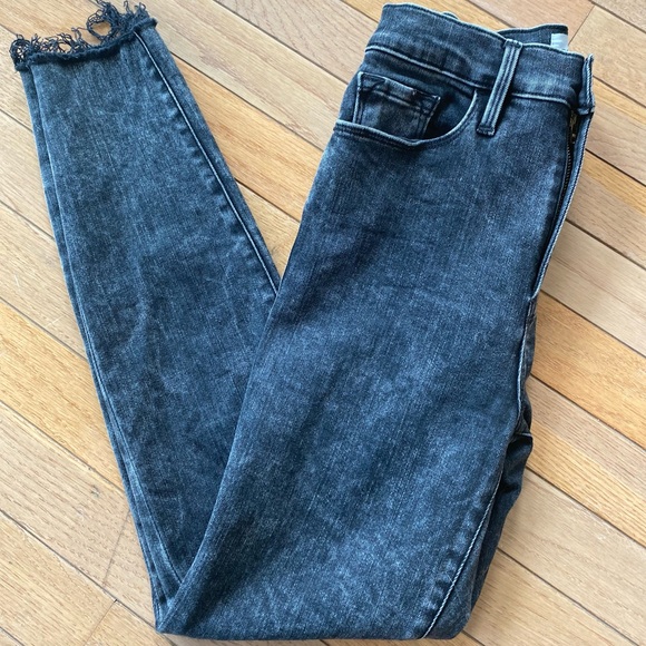 NWOT Frame Ali High Rise Cigarette black acid washed - Picture 4 of 15